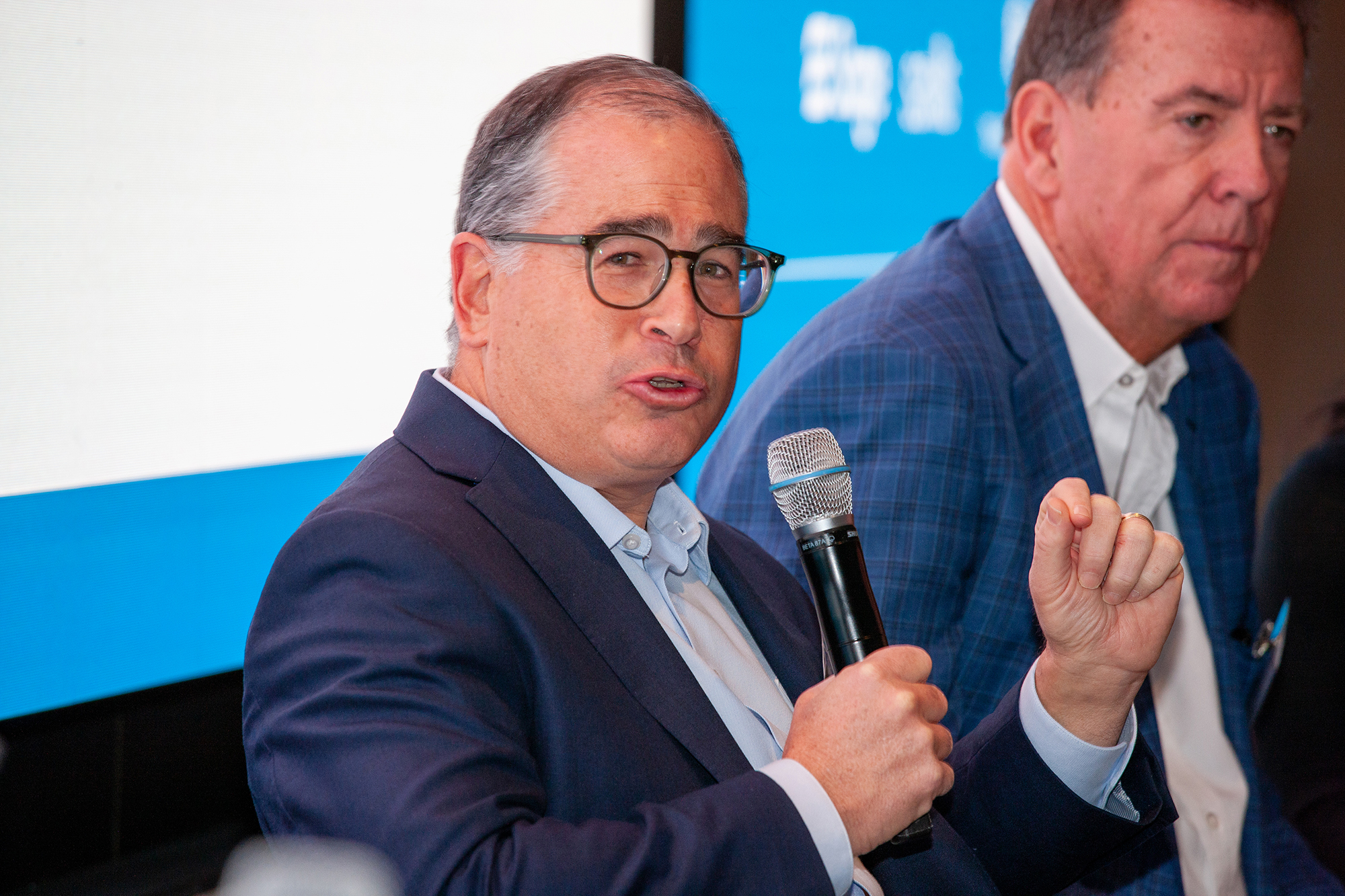 Glen Weiss speaks at Commercial Observer's New York State of Office Forum.