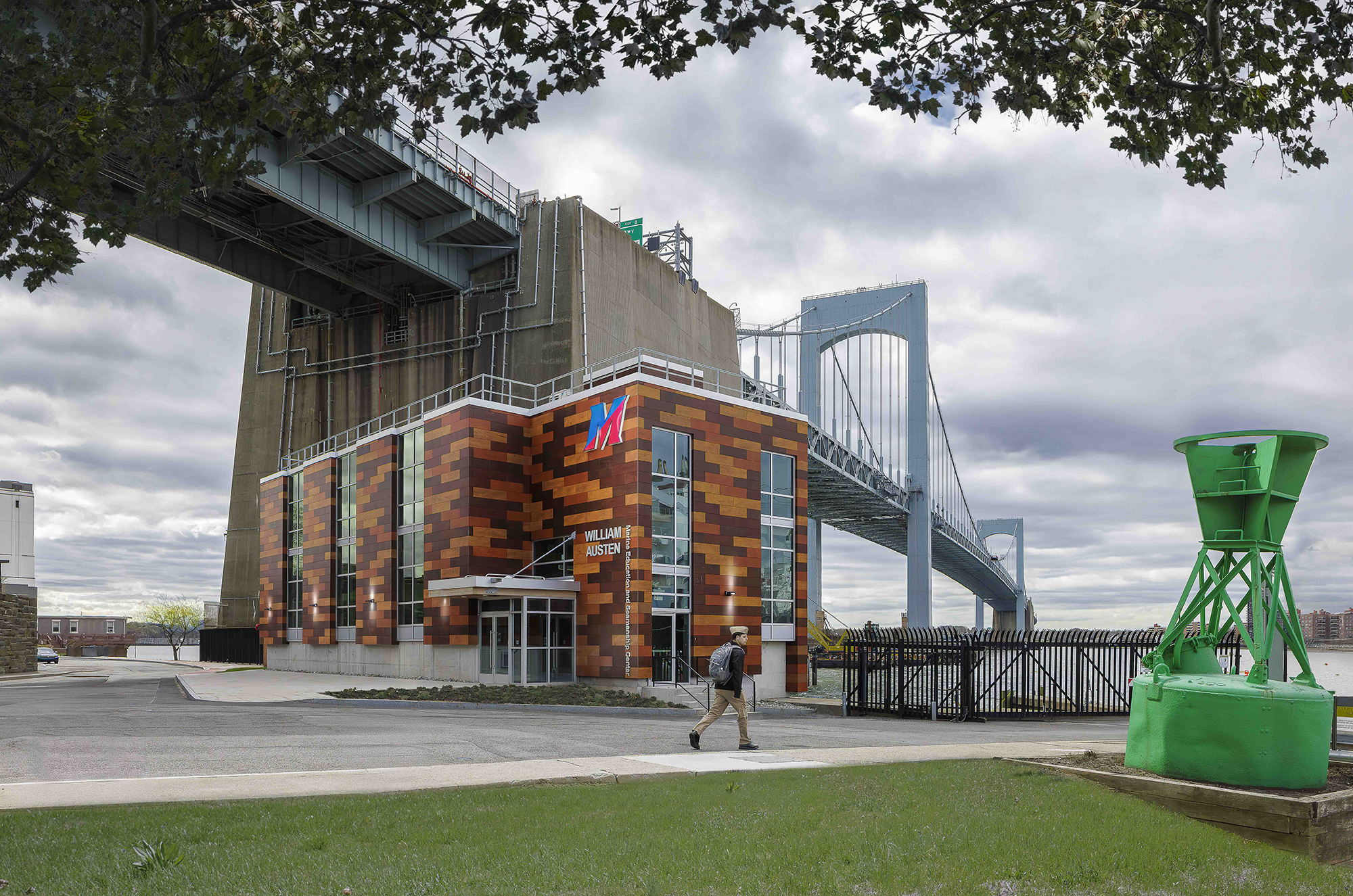 The mass timber structural system significantly cut its carbon emissions.