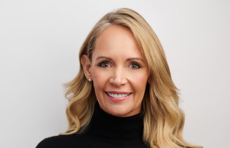 Kris Sanderson, Managing Director and Principal.