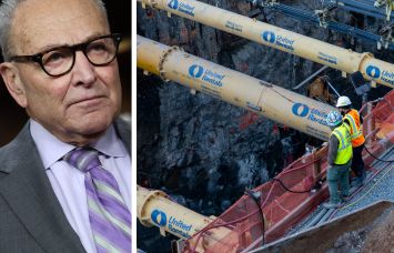 Sen. Chuck Schumer and construction on the Hudson Gateway Tunnel project last October.