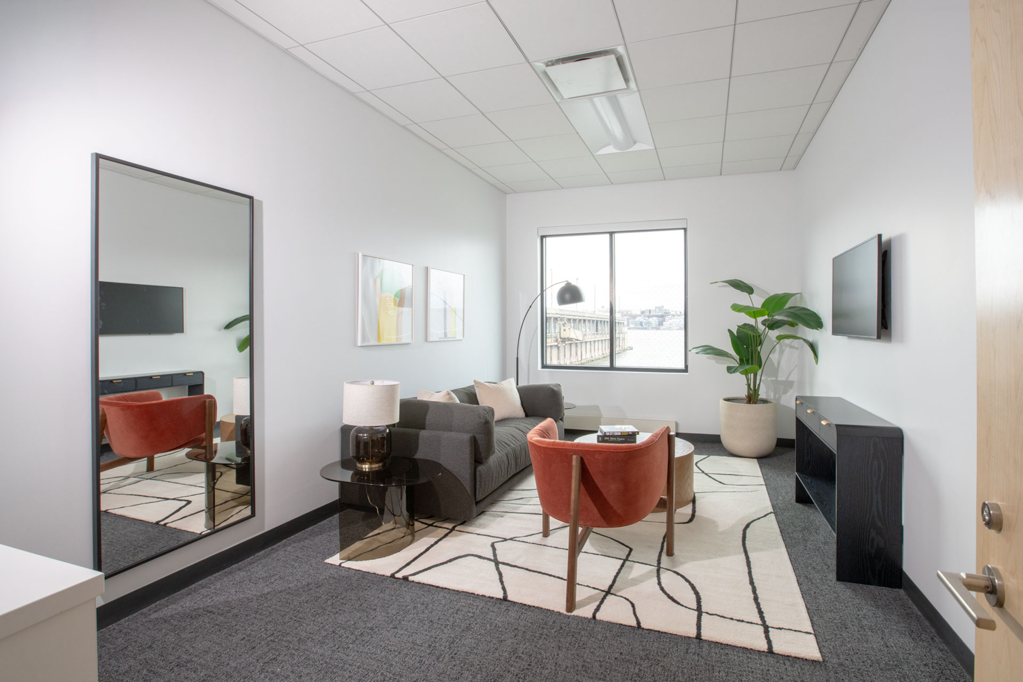 the studio features soundstages, four private production suites that come with office space.