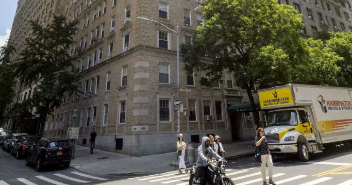 Benchmark Buys Upper West Side Apartment Building From Heller for $42M