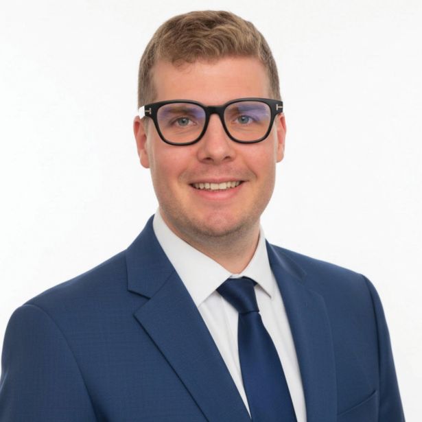 Ben Schlegel, 34