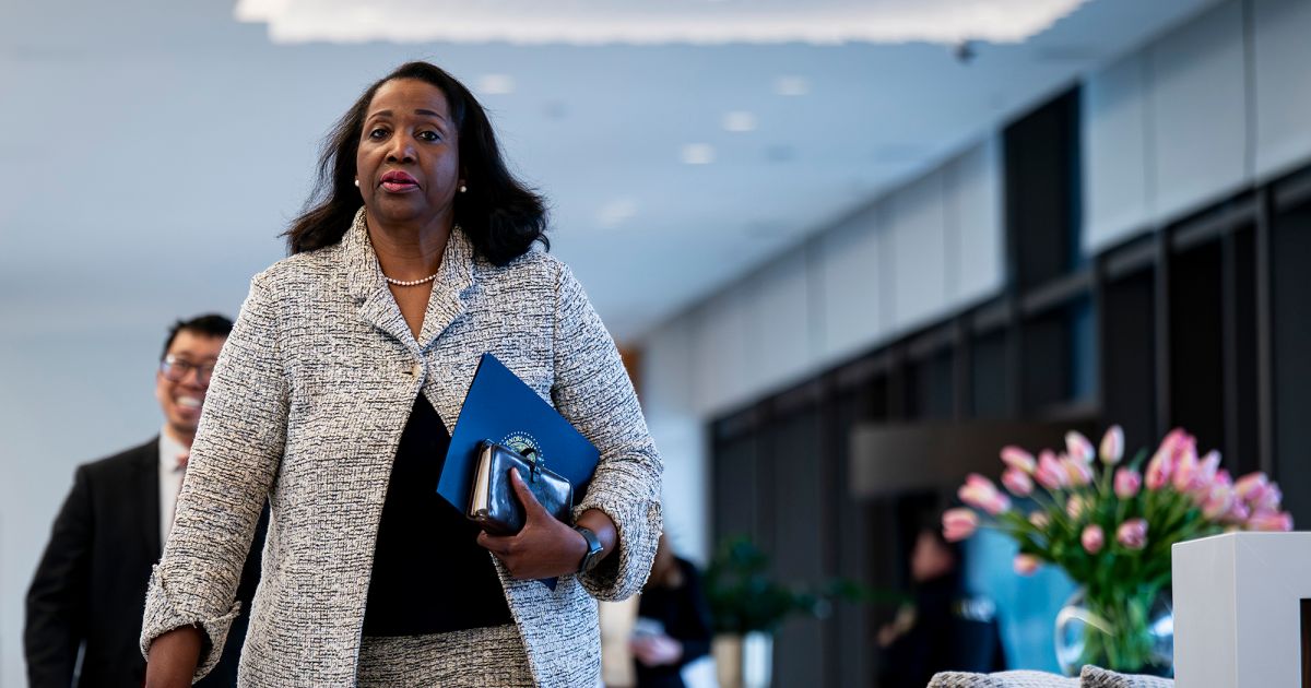 Supreme Court Rules Trump Cannot Remove Lisa Cook From Fed — For Now — BIGNEWS — Aslikannih