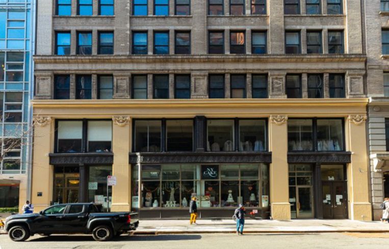 118 West 22nd Street.