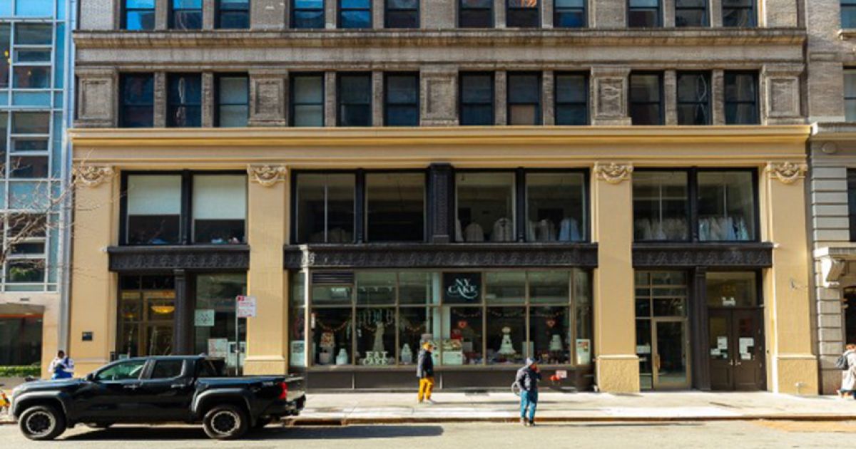 Zar Property NY Buys 118 West 22nd Street for $28M