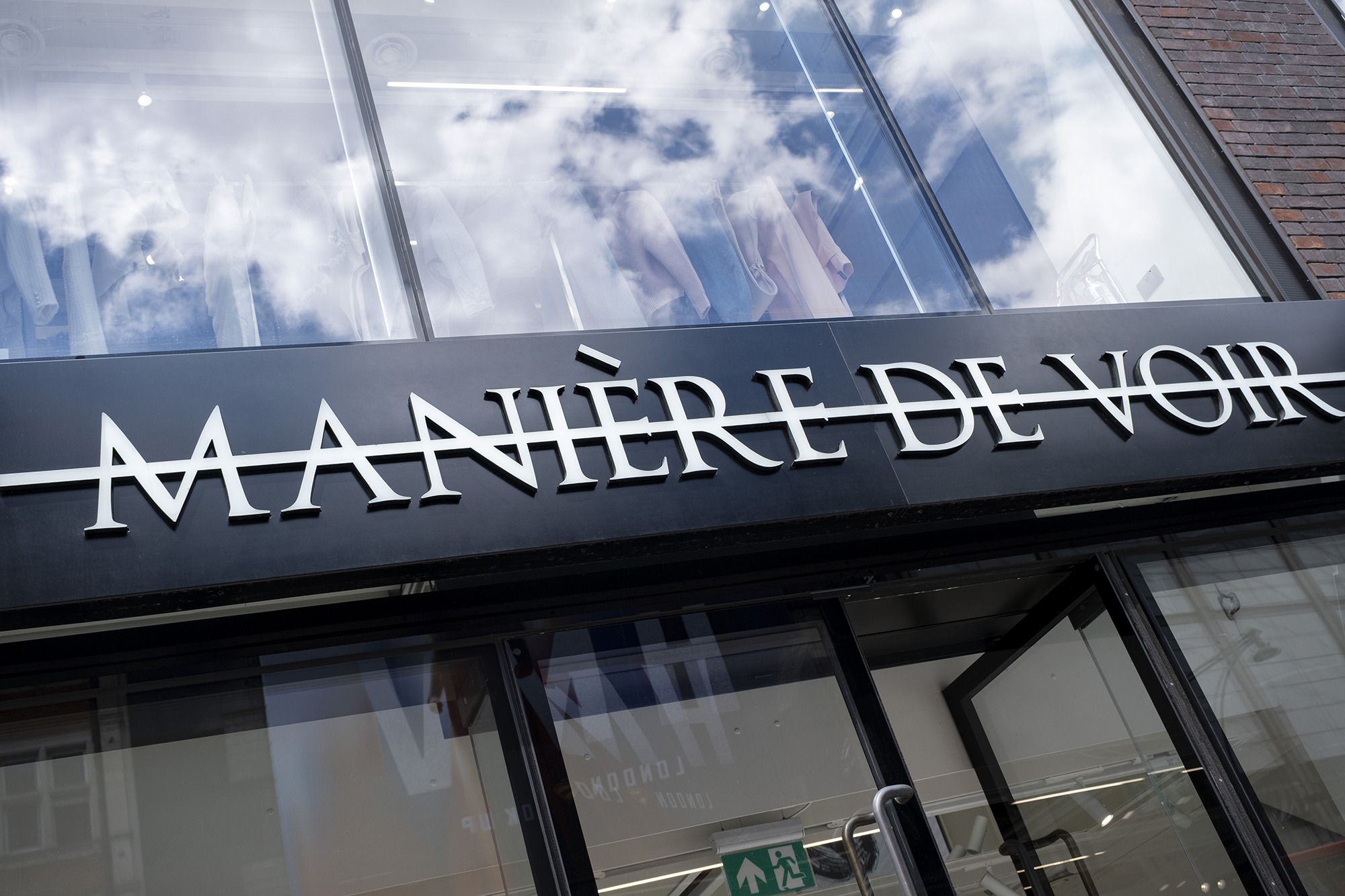 A Manière De Voir store in London.