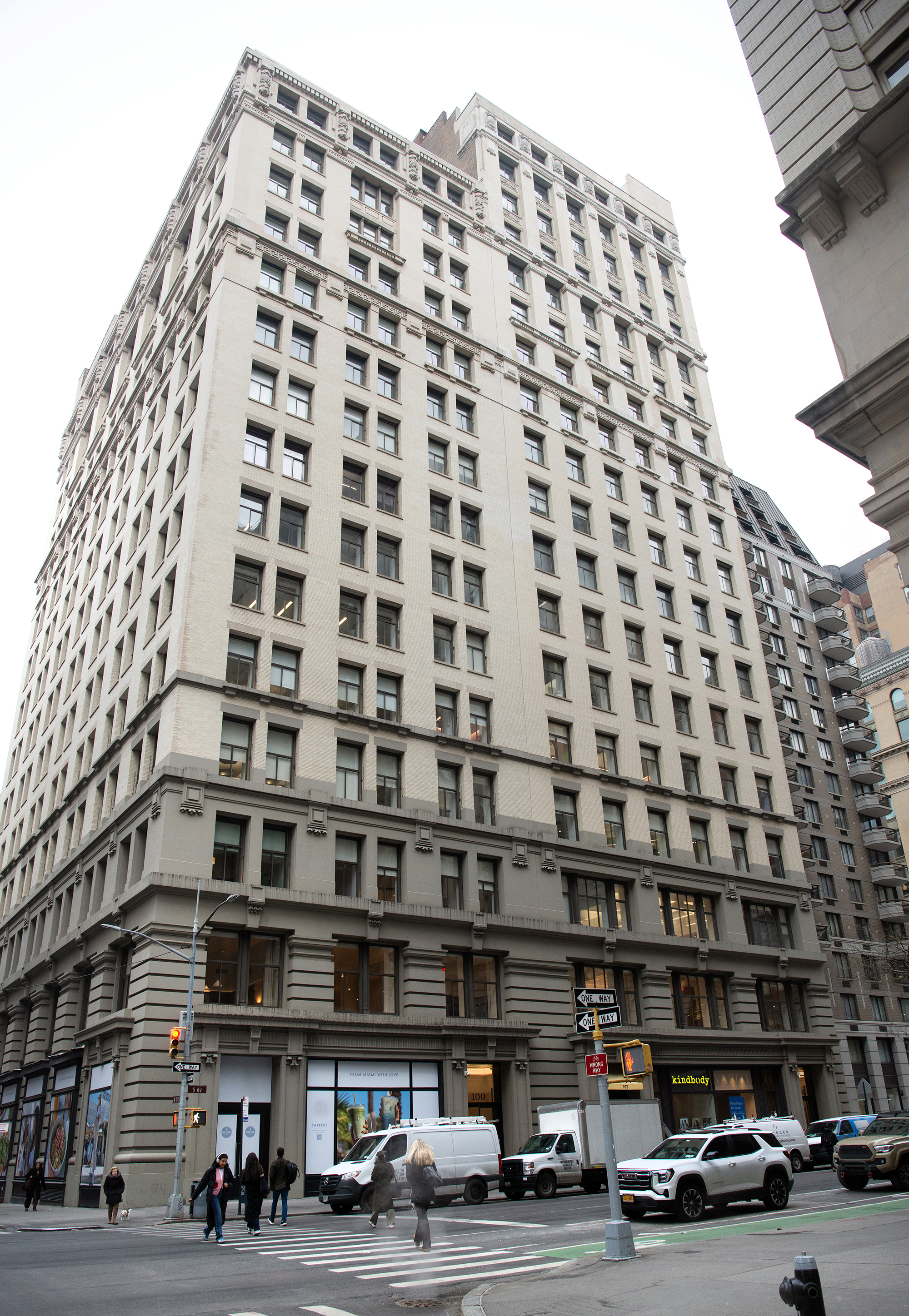 Nonprofit Biohub, Software Firm Fundraise Up Lease 20K SF at
100-104 Fifth Avenue