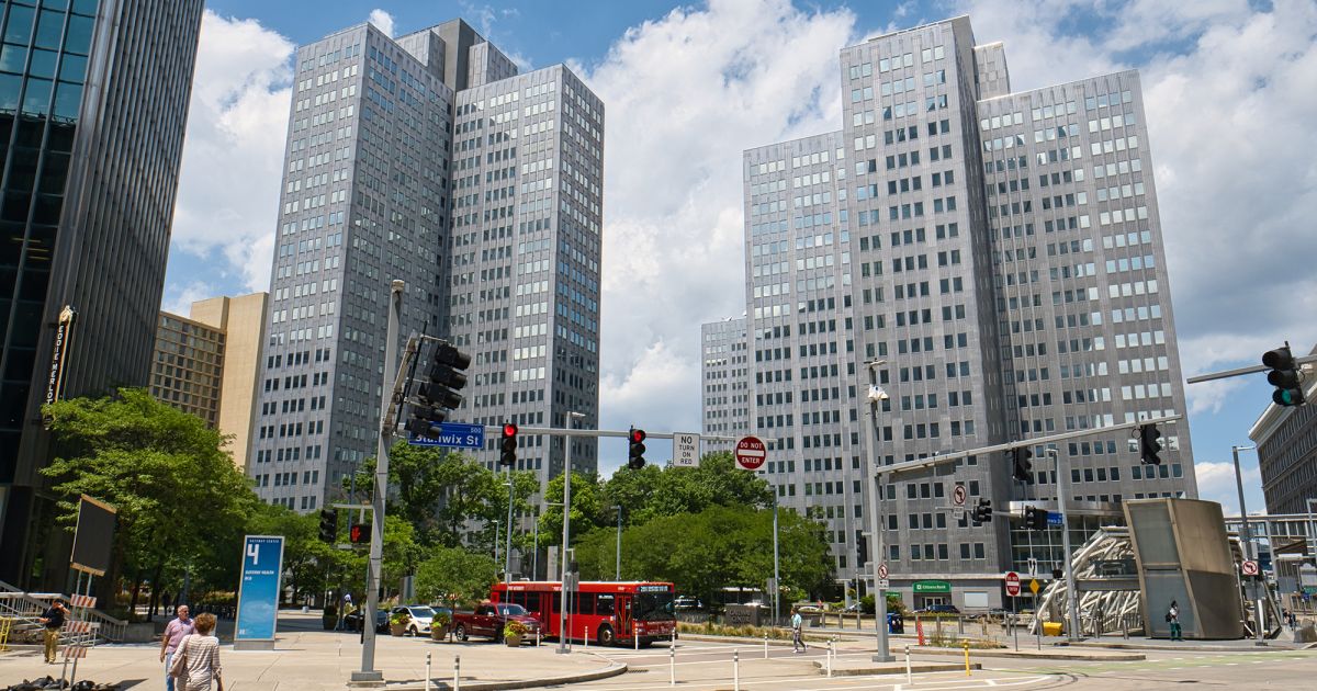 CMBS Loan Backed by Pittsburgh's Gateway Center Liquidates at $65M Loss