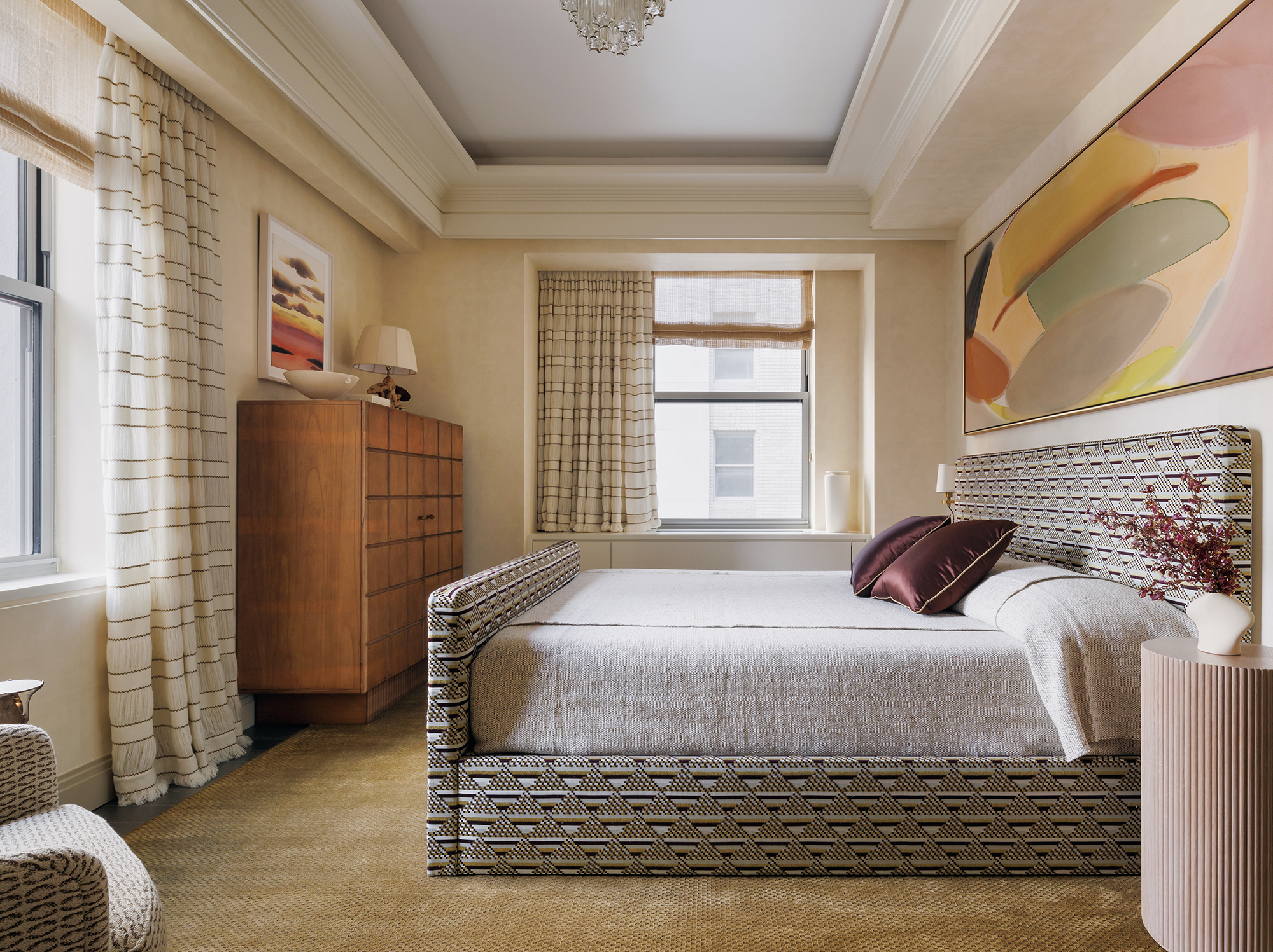 There are 372 condominium homes in total, ranging in price from $1.895 million to $18.5 million.